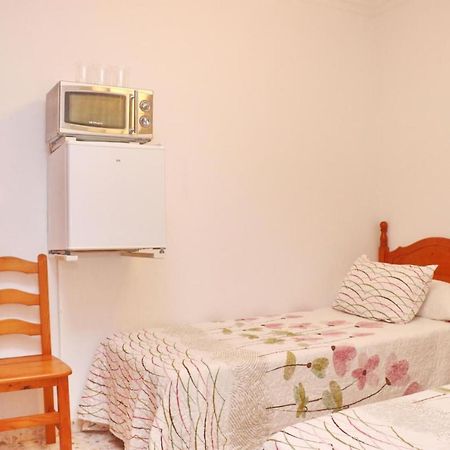 Habitacion Calle Ancha 02 كونيل ذي لا فرونتيرا المظهر الخارجي الصورة