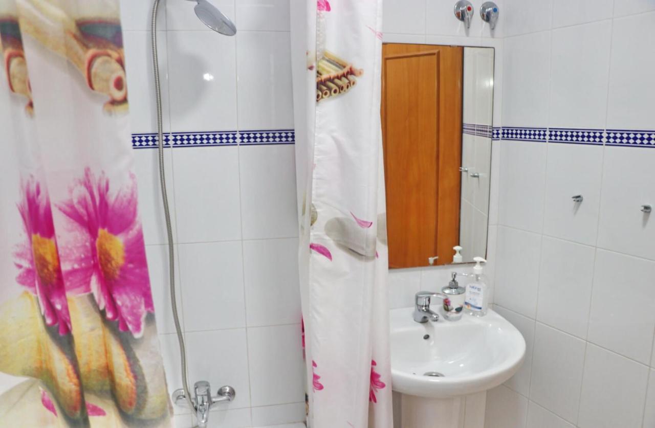 Habitacion Calle Ancha 02 كونيل ذي لا فرونتيرا المظهر الخارجي الصورة